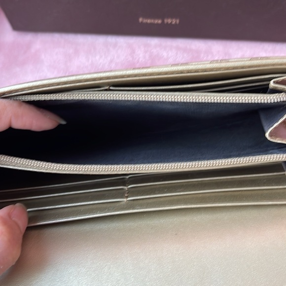 Gucci Micro Guccissima Long Wallet - Picture 9 of 16